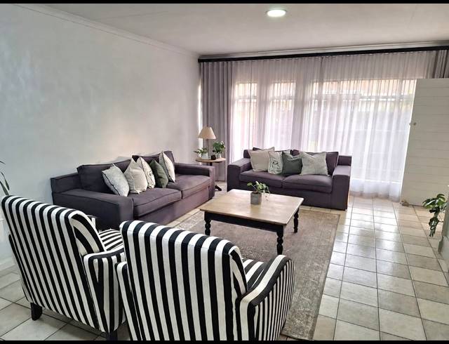 2 BEDROOM TOWNHOUSE FOR SALE IN DUNCANVILLE